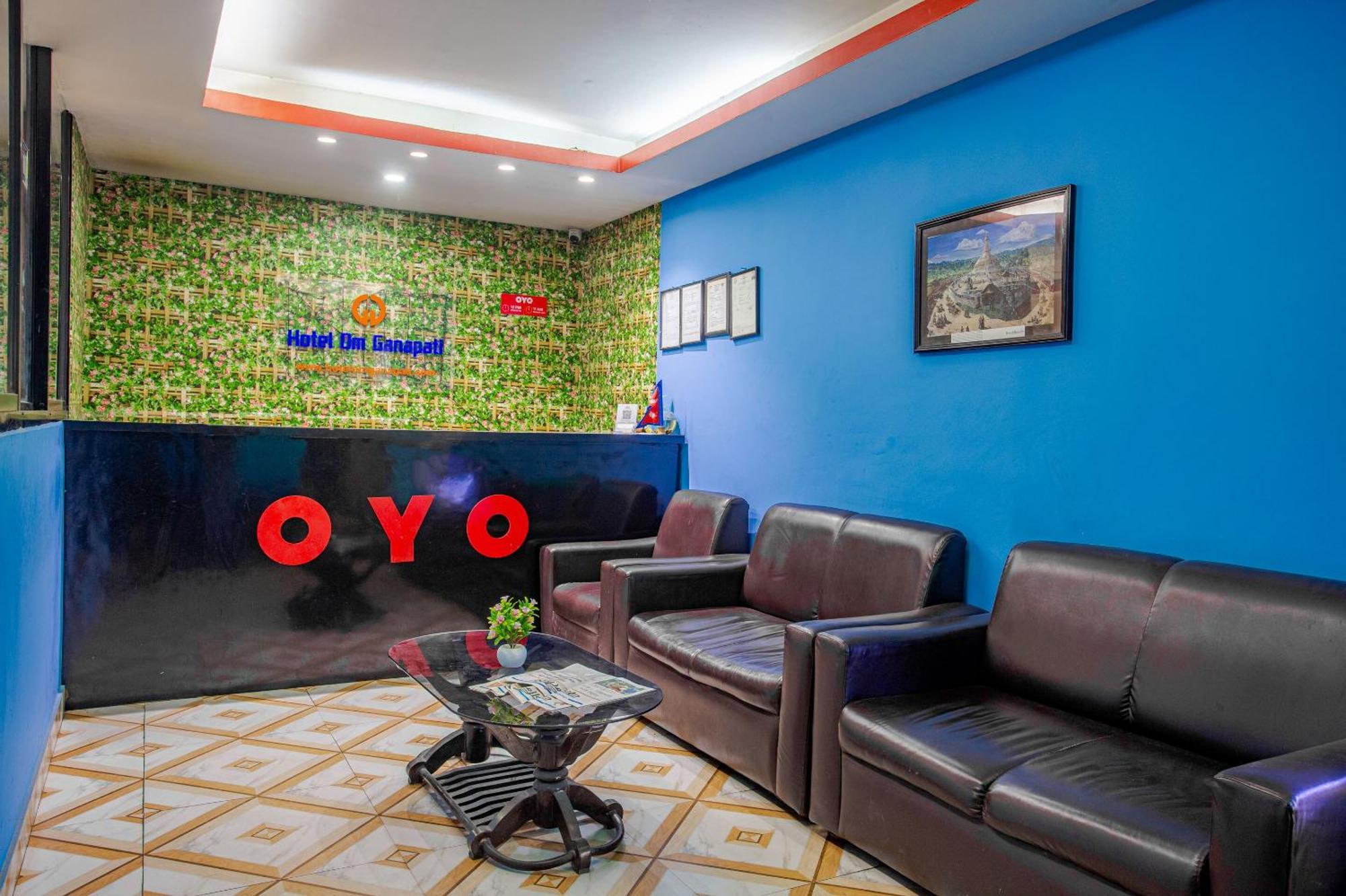 Oyo 808 Hotel Om Ganapati Pvt Ltd Katmandú Exterior foto